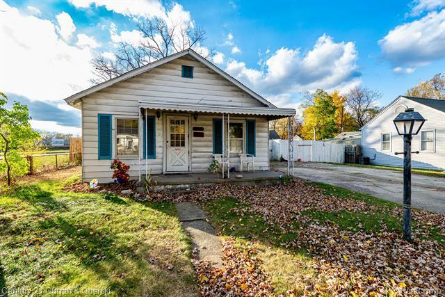 Property Photo:  1604 S Wilson Avenue  MI 48067 