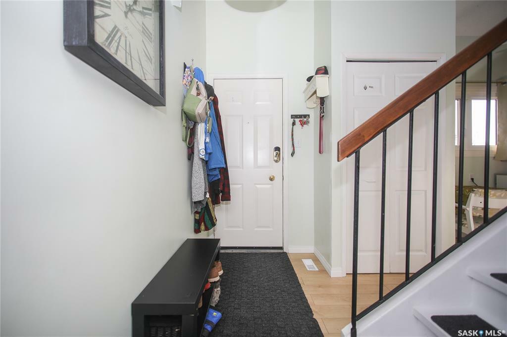 Property Photo:  331 Pendygrasse Road 2  SK S7M 4R3 