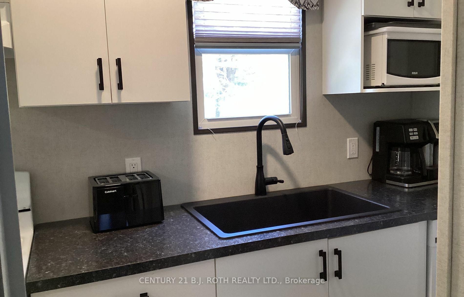 Property Photo:  1047 Bonnie Lake Camp Rd 719  ON P1L 1W9 
