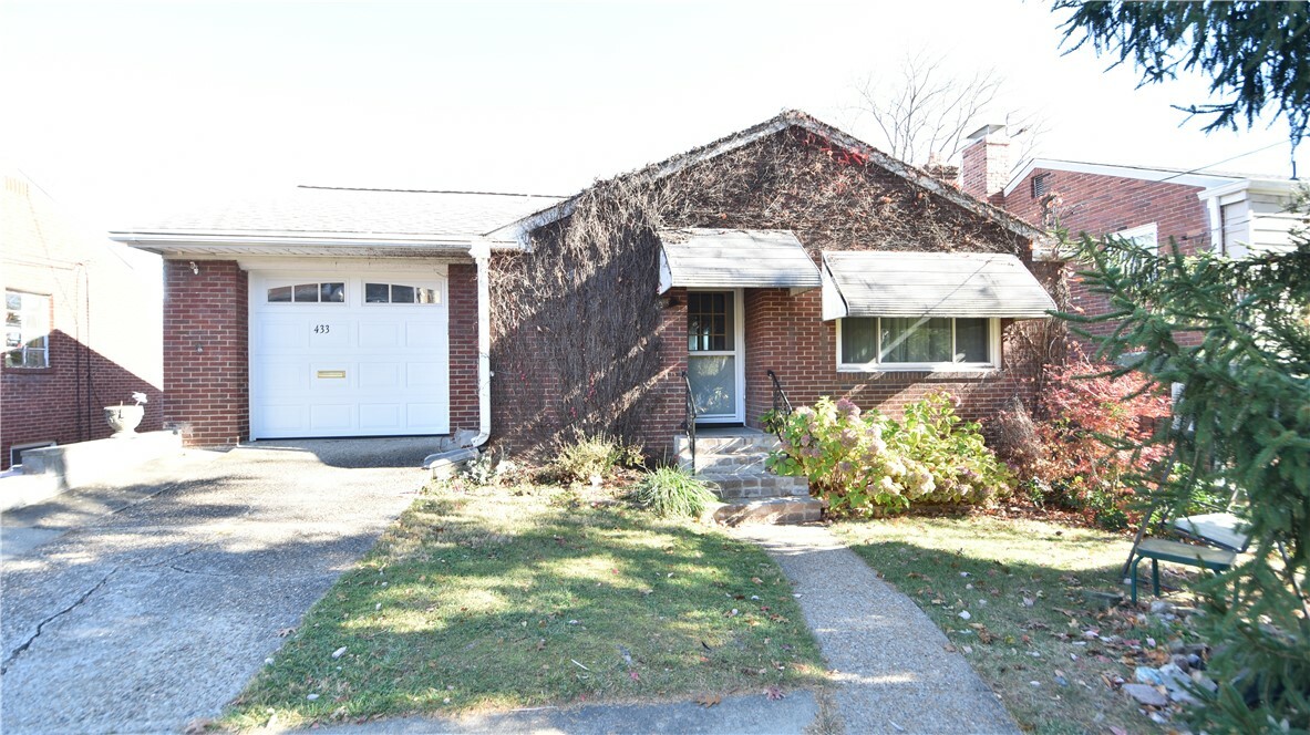 Property Photo:  433 Carnegie Drive  PA 15243 