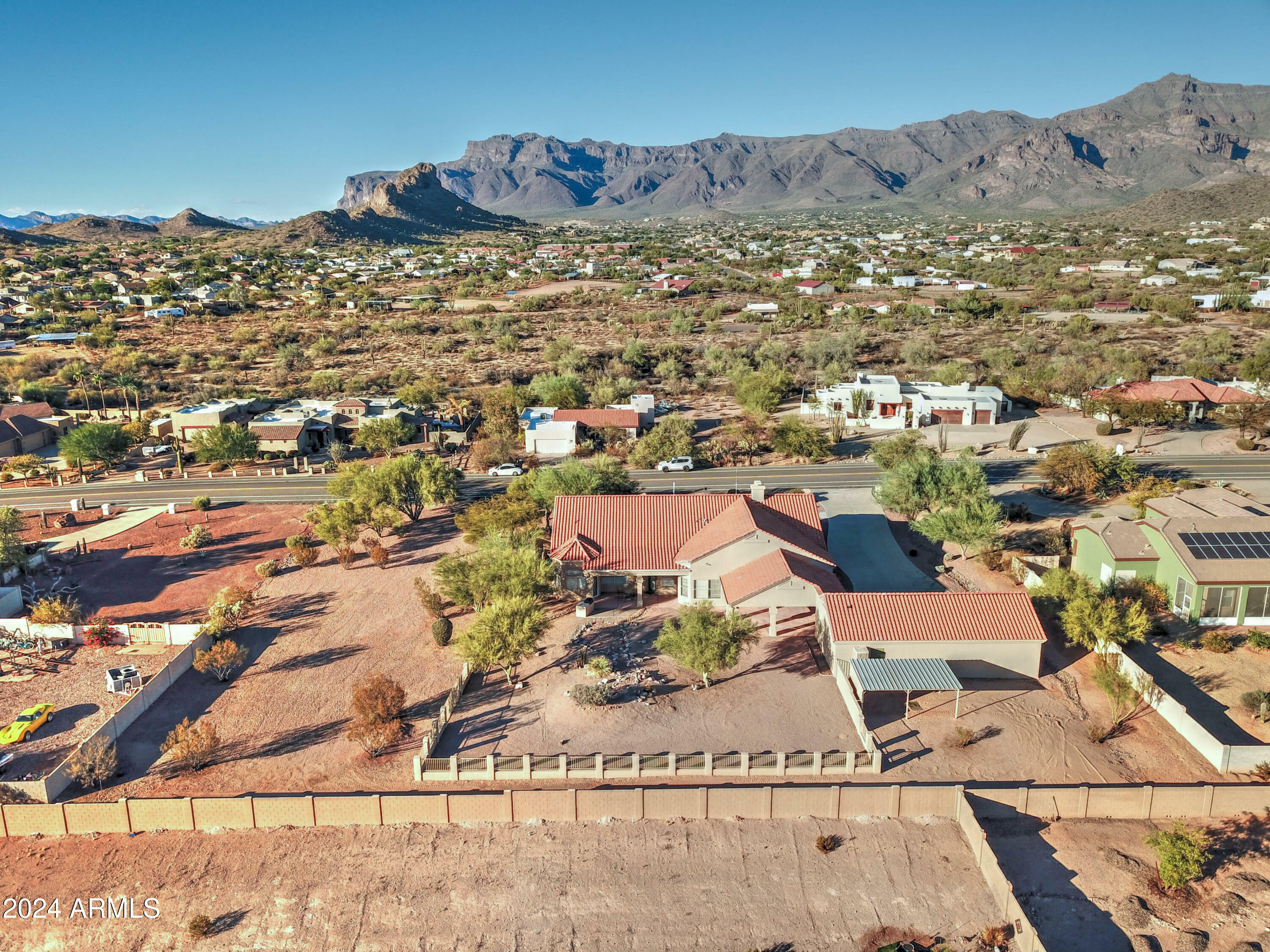 Property Photo:  9963 E Sleepy Hollow Trail  AZ 85118 