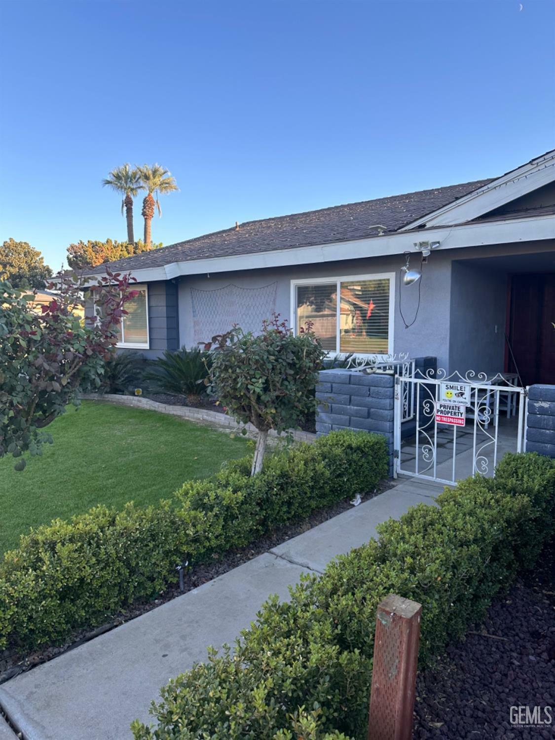 Property Photo:  6601 Olympia Drive  CA 93309 