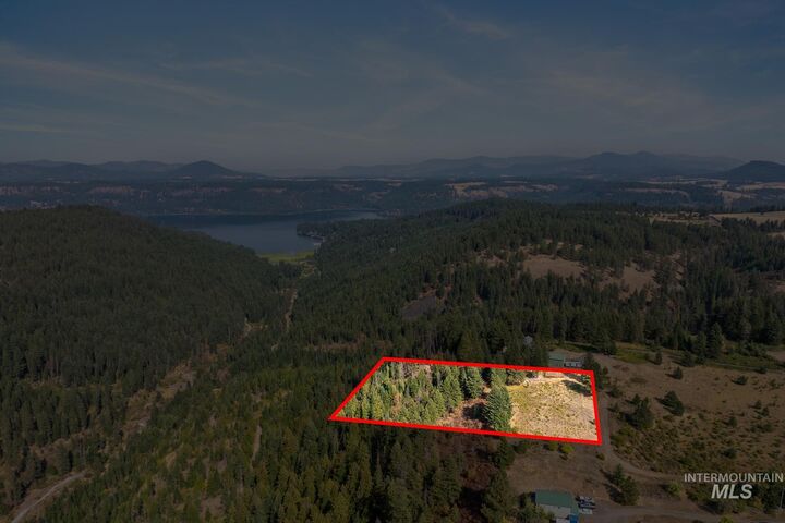 Property Photo:  30478 W Juniper Cir  ID 83876 