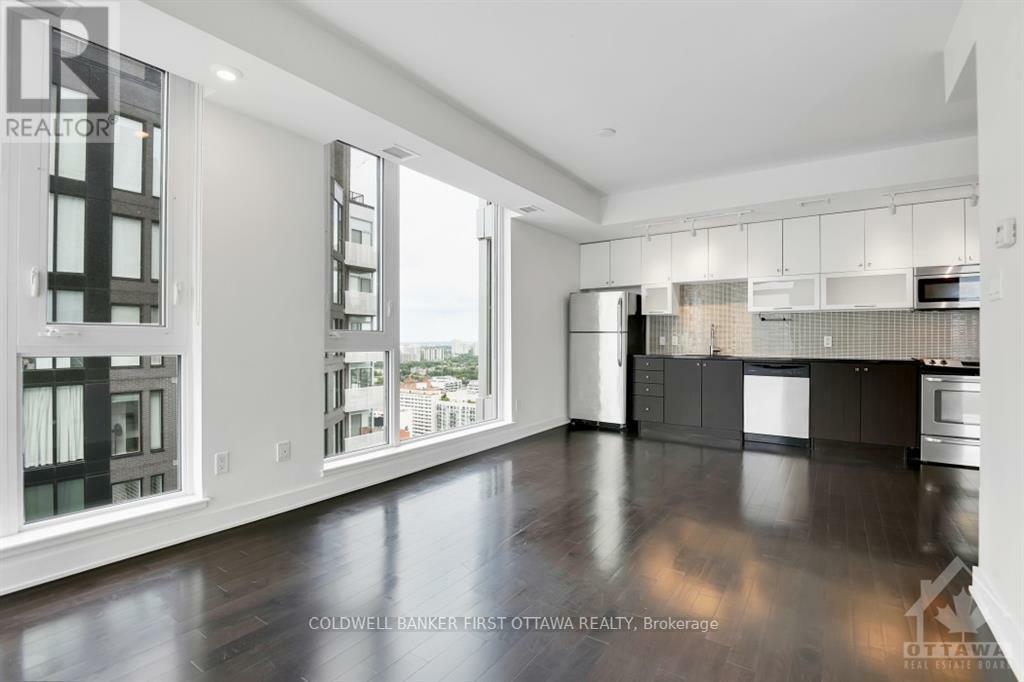 Property Photo:  179 Metcalfe Street 2504  ON K2P 0W1 