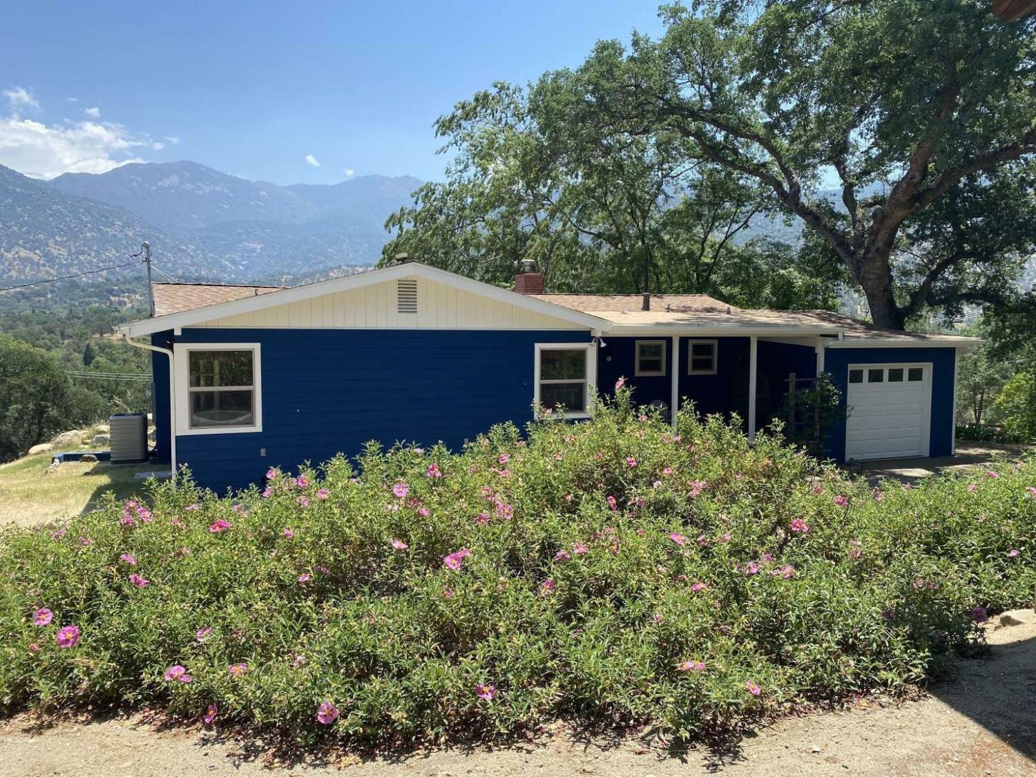 Property Photo:  43545 Kaweah River Drive  CA 93271 