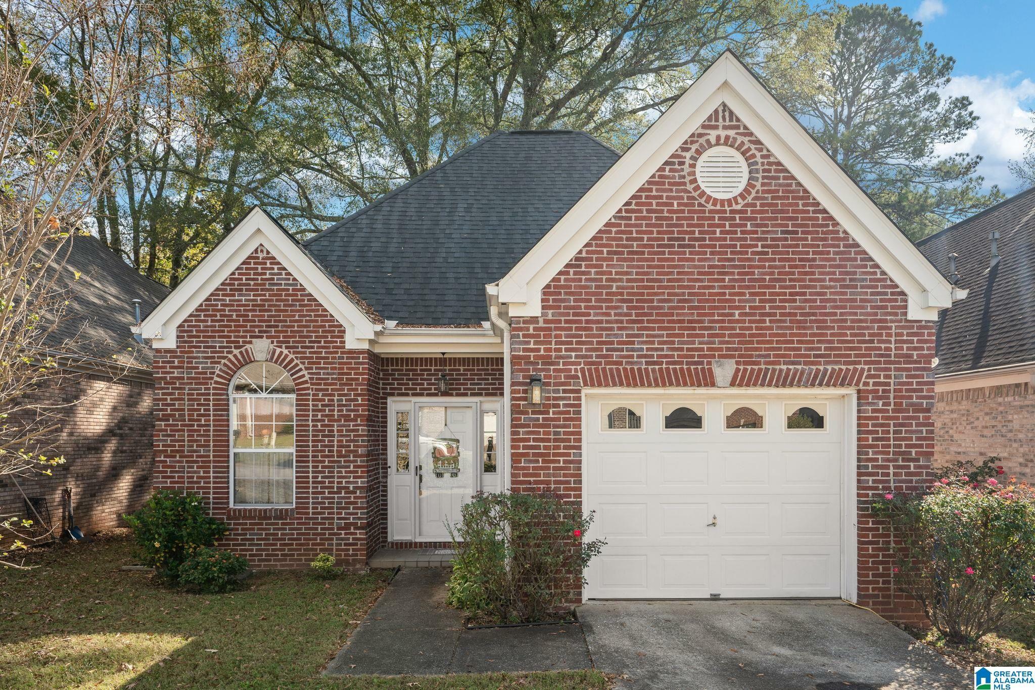 Property Photo:  55 Steeplechase Court  AL 35128 