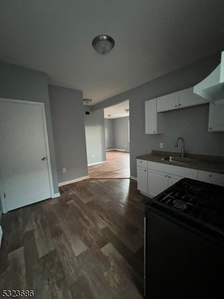 Property Photo:  95 1st St 2  NJ 07206 