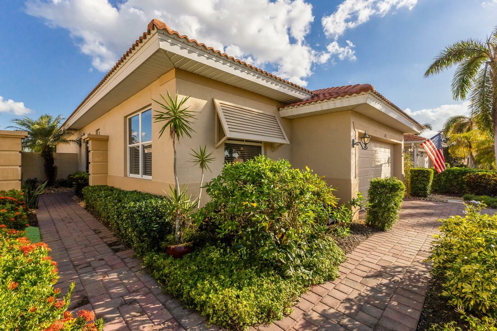 Property Photo:  121 Mestre Court  FL 34275 