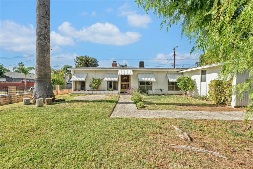 Property Photo:  7333 McLaren Avenue  CA 91307 