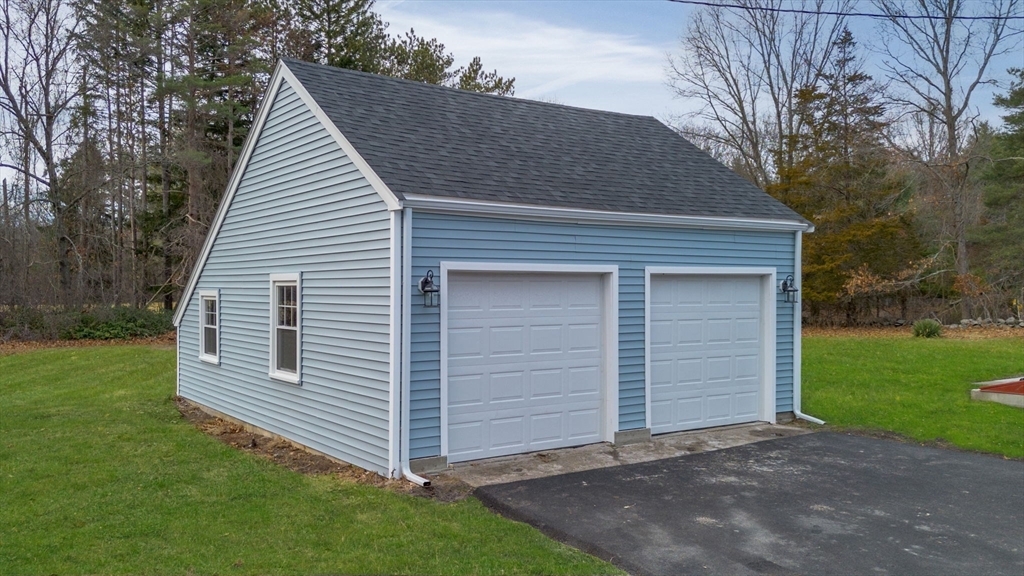 Property Photo:  450 Edgell Rd  MA 01701 