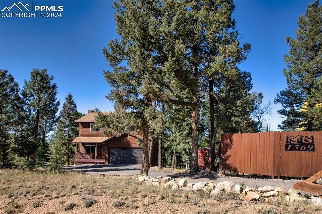 Property Photo:  1569 County Road 512  CO 80814 