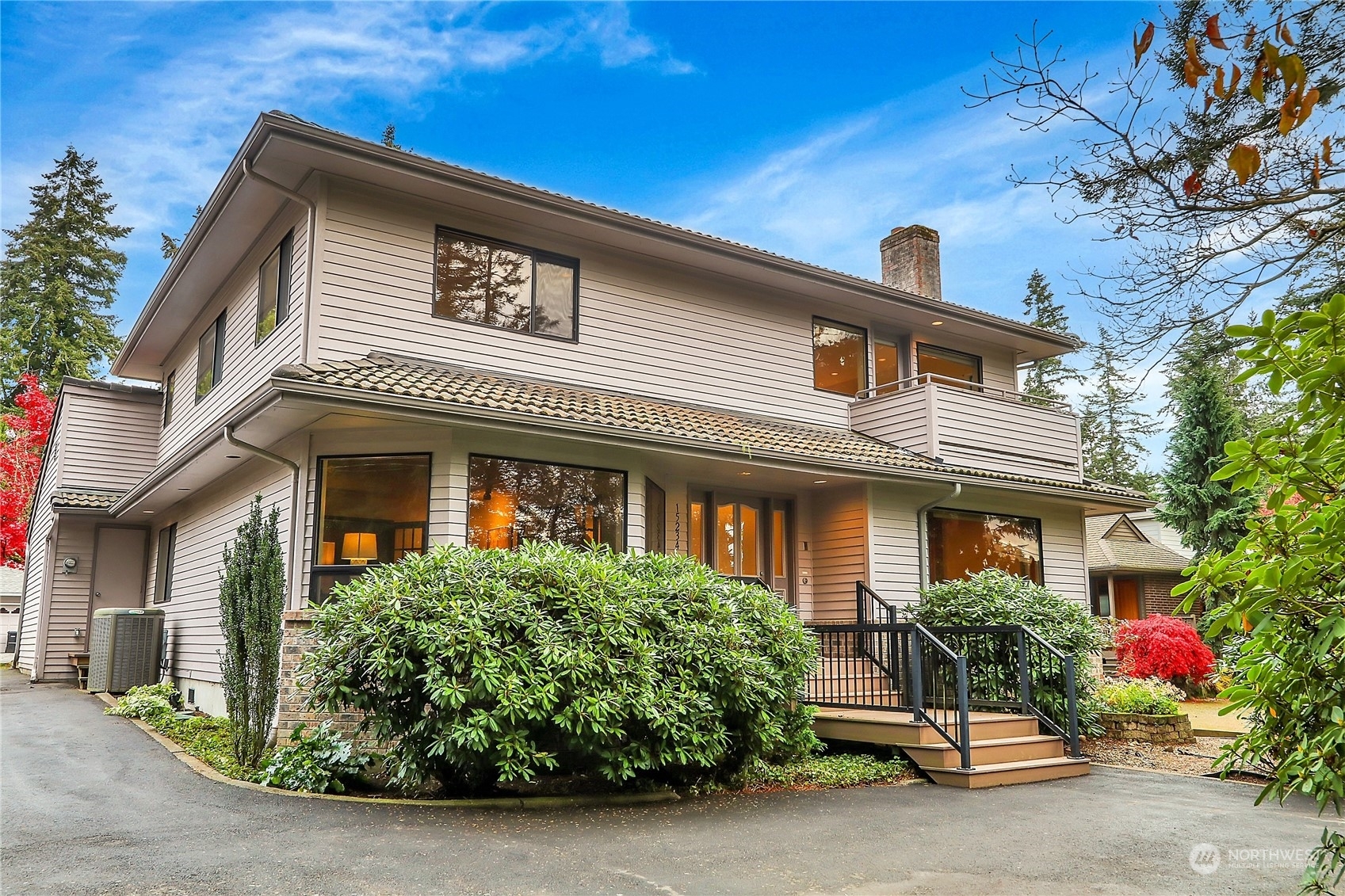 Property Photo:  15234 Greenwood Avenue N  WA 98133 