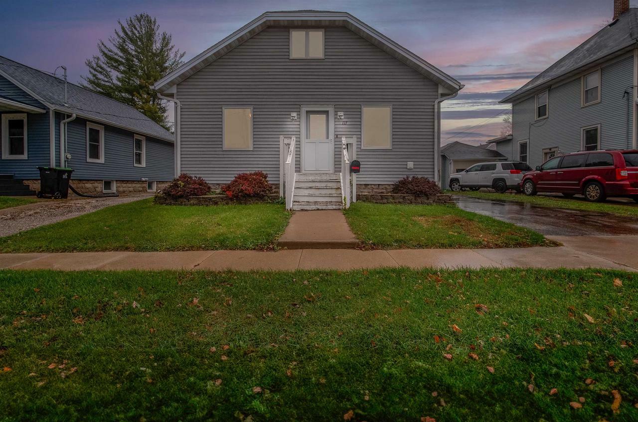 Property Photo:  117 North Drummond Street  WI 53963 