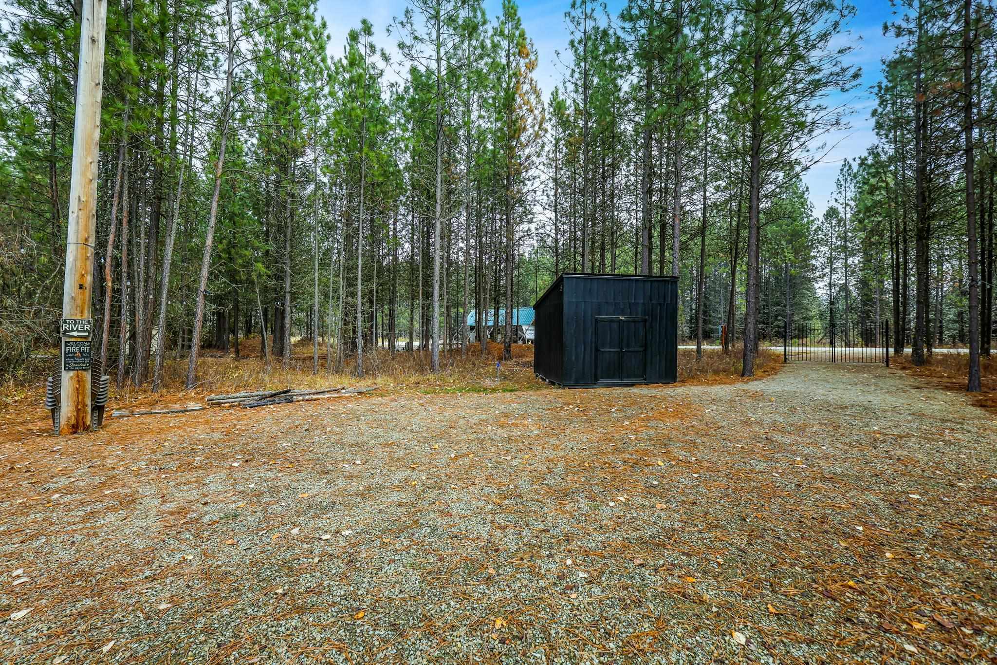 Property Photo:  371 Bald Eagle Dr  WA 99156 