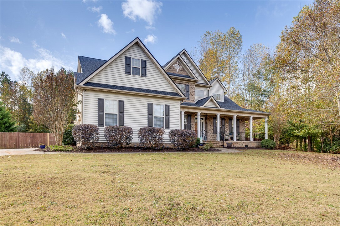 Property Photo:  606 Montague Drive  SC 29640 