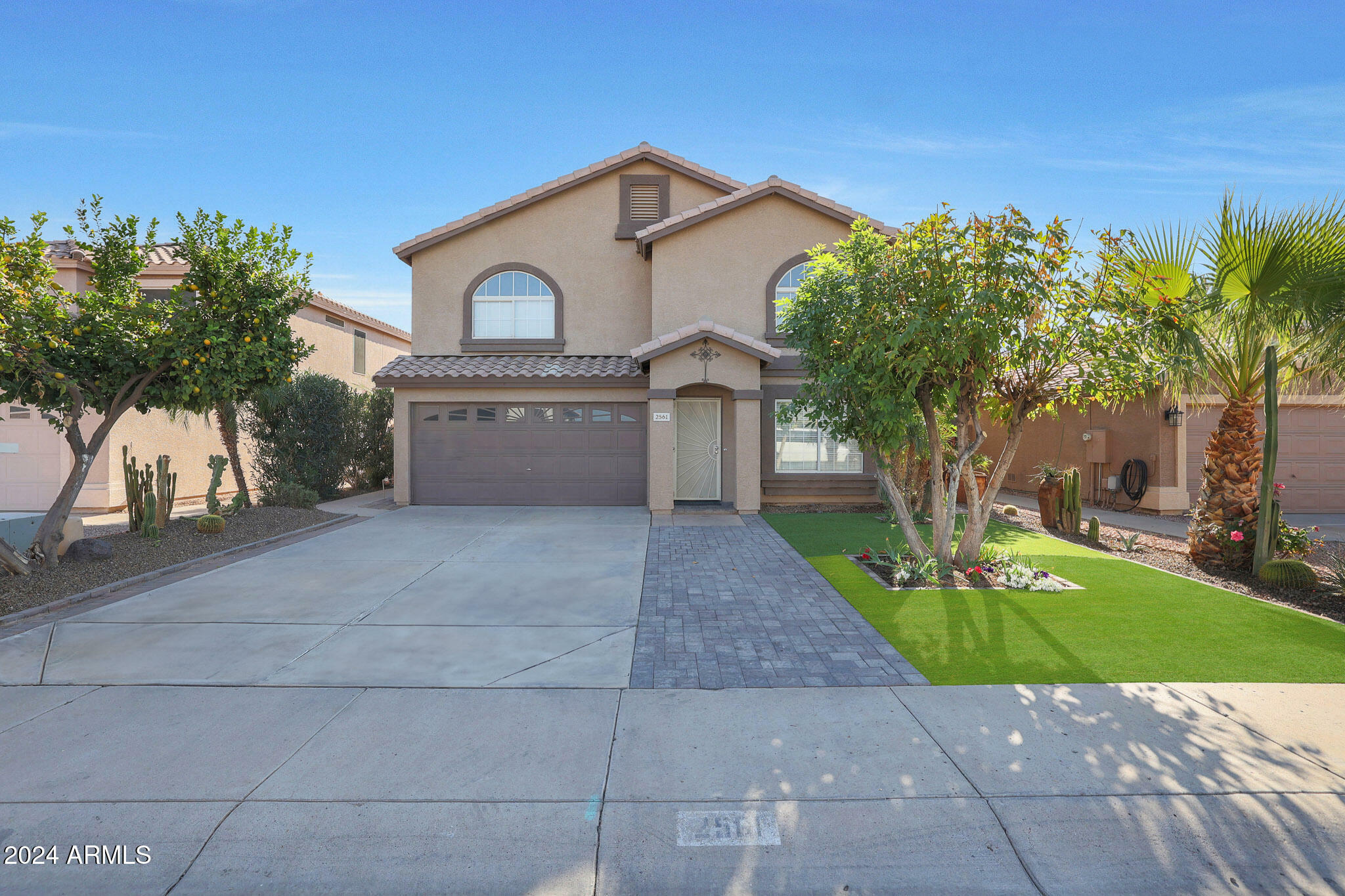 Property Photo:  2561 E Jasper Drive  AZ 85296 