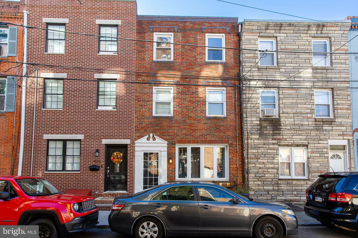 Property Photo:  924 Montrose Street  PA 19147 