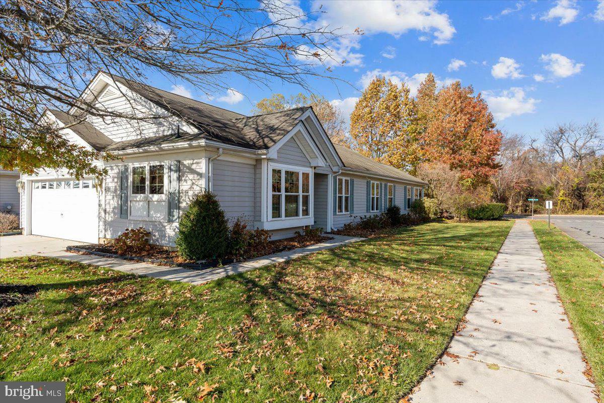 Property Photo:  147 Blue Heron Drive  NJ 08086 