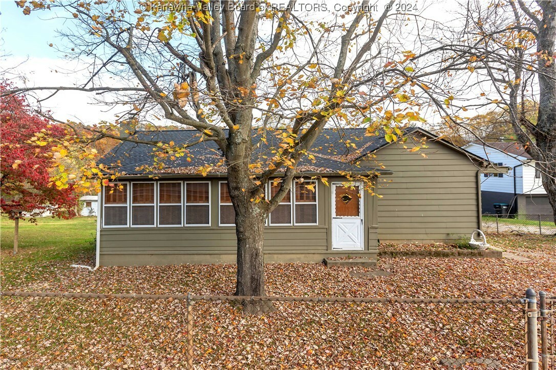 Property Photo:  9359 Teays Valley Road  WV 25560 