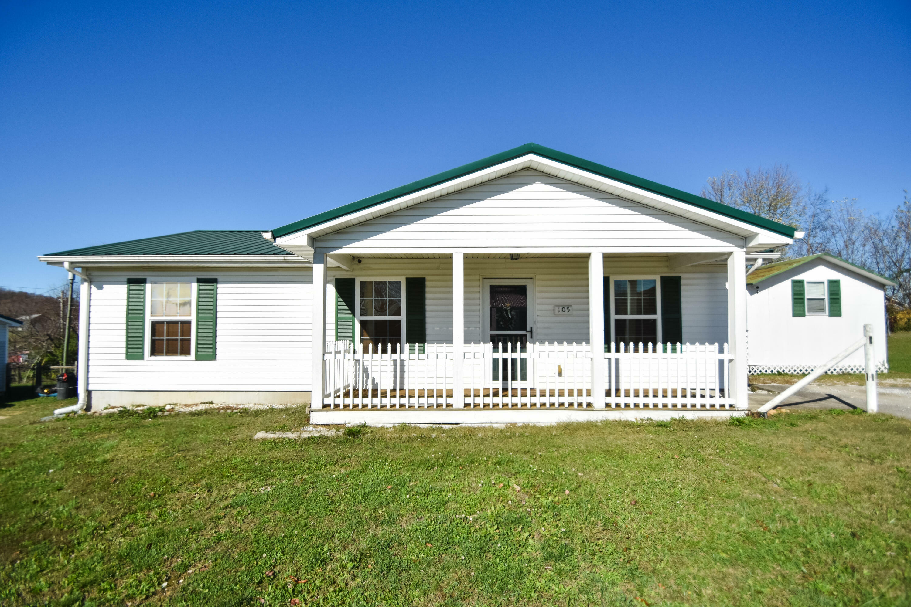 Property Photo:  105 Farris Street  KY 40403 