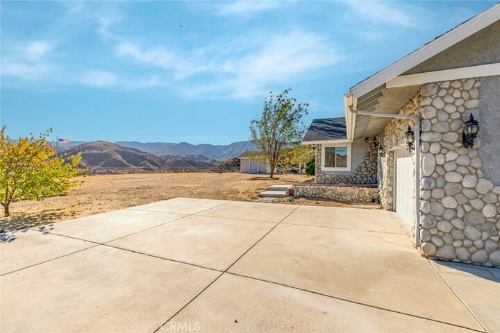 Property Photo:  4050 Acton Avenue  CA 93510 