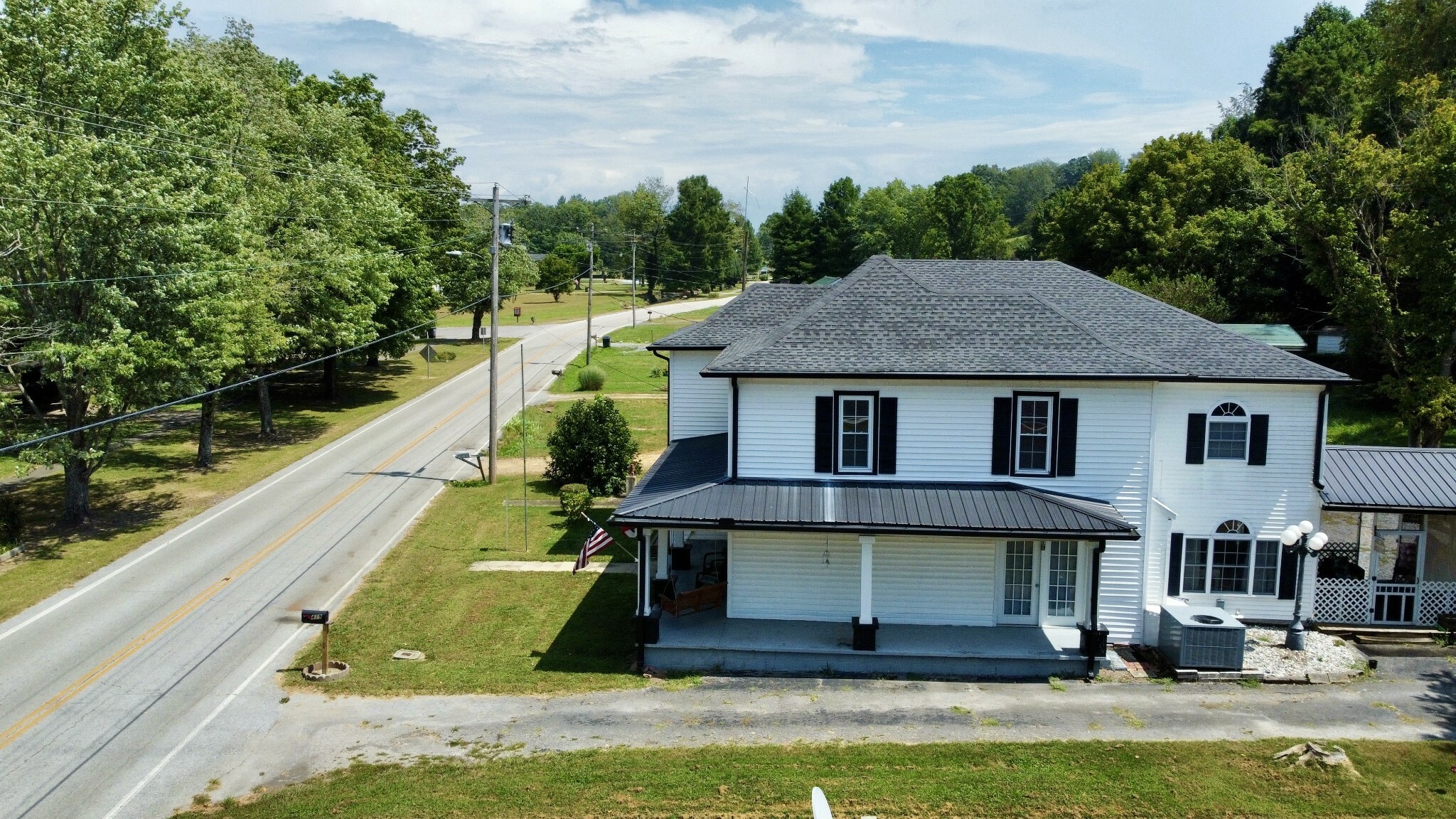 Property Photo:  419 E Main St  TN 37150 