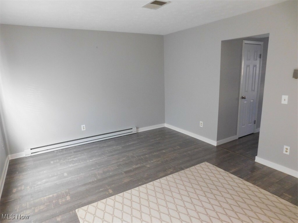 Property Photo:  8254 Deepwood Boulevard 7  OH 44060 