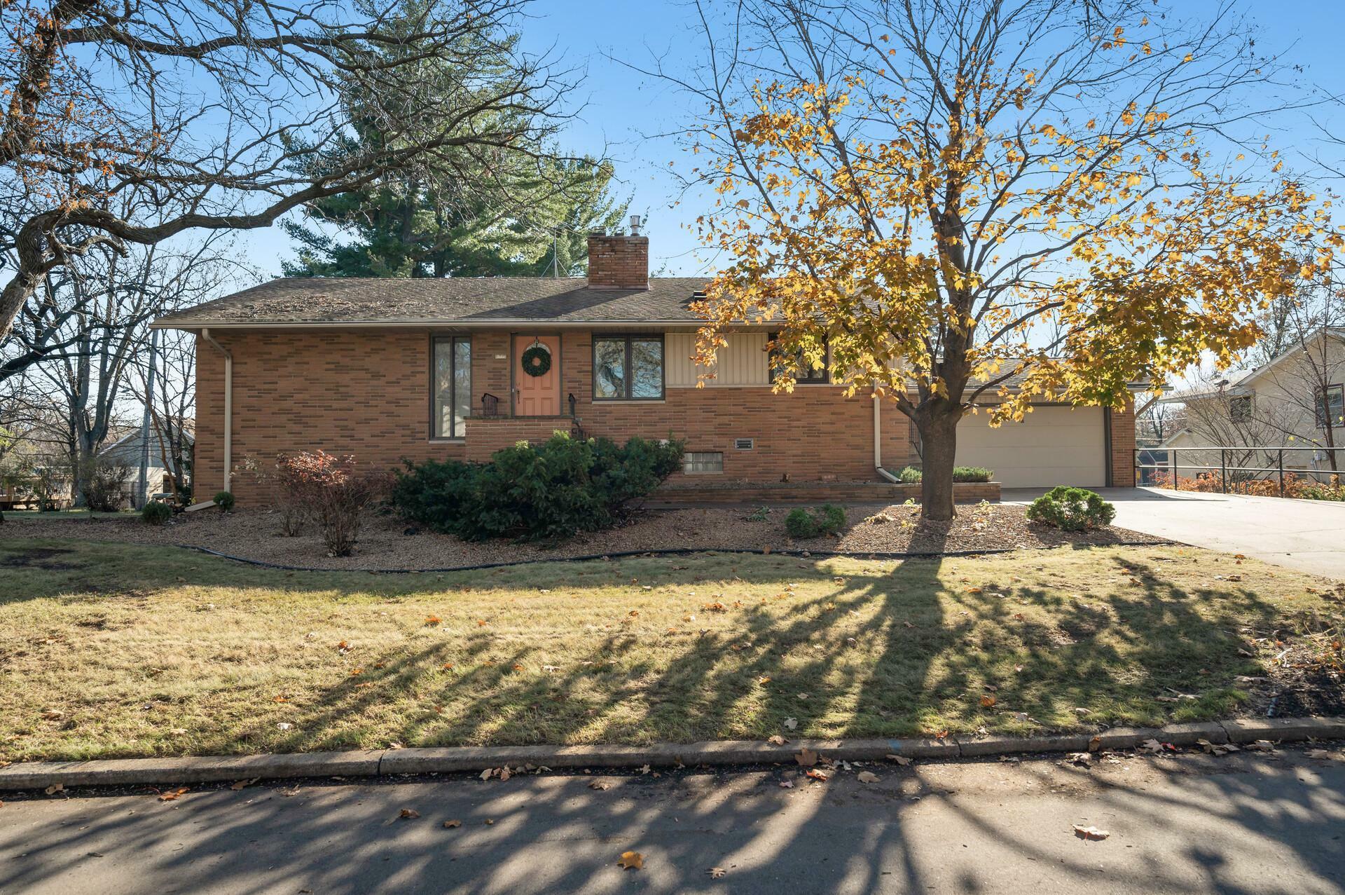 514 Douglas Street  Anoka MN 55303 photo