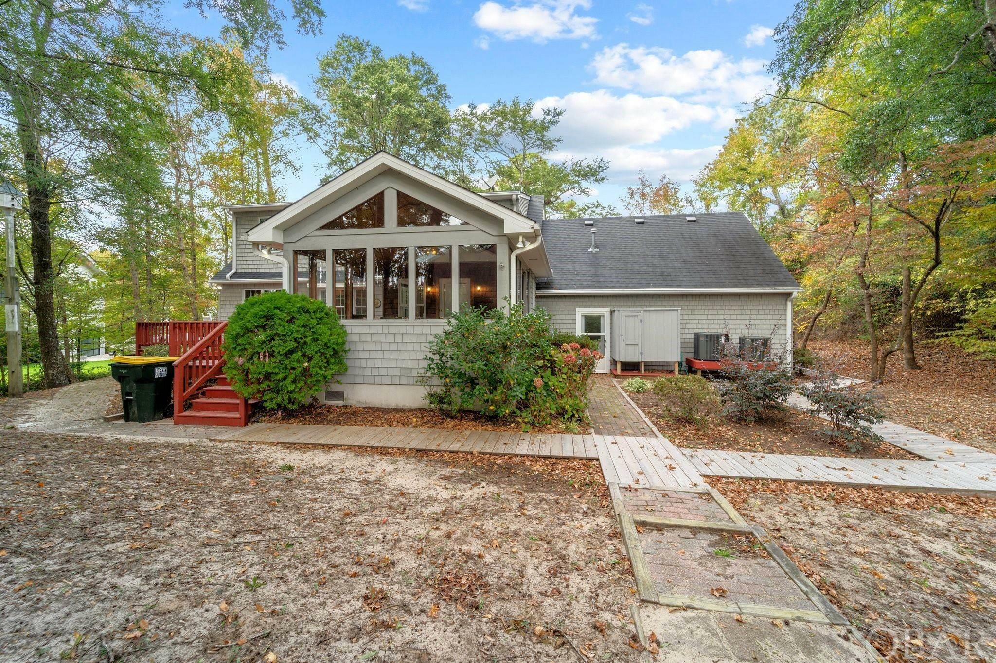 Property Photo:  13 Blue Pete Court  NC 27949-3841 