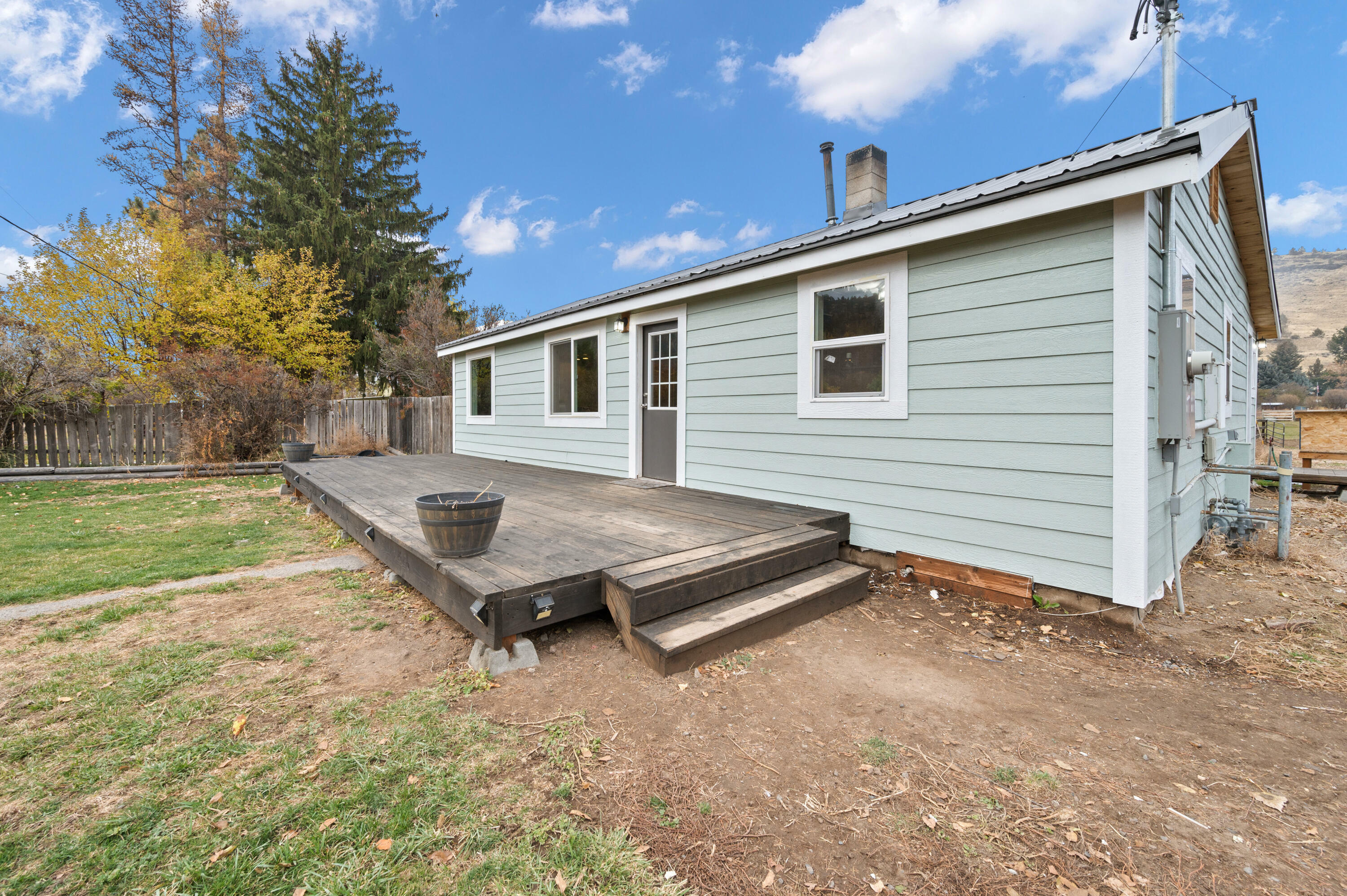 Property Photo:  2617 SE Paulina Highway  OR 97754 