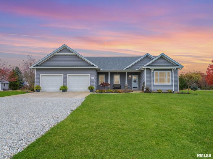 21515 Bulldog Boulevard  Delavan IL 61734 photo