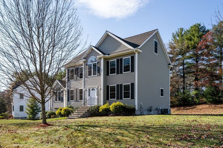 Property Photo:  8 Breckenridge Dr  MA 01821 