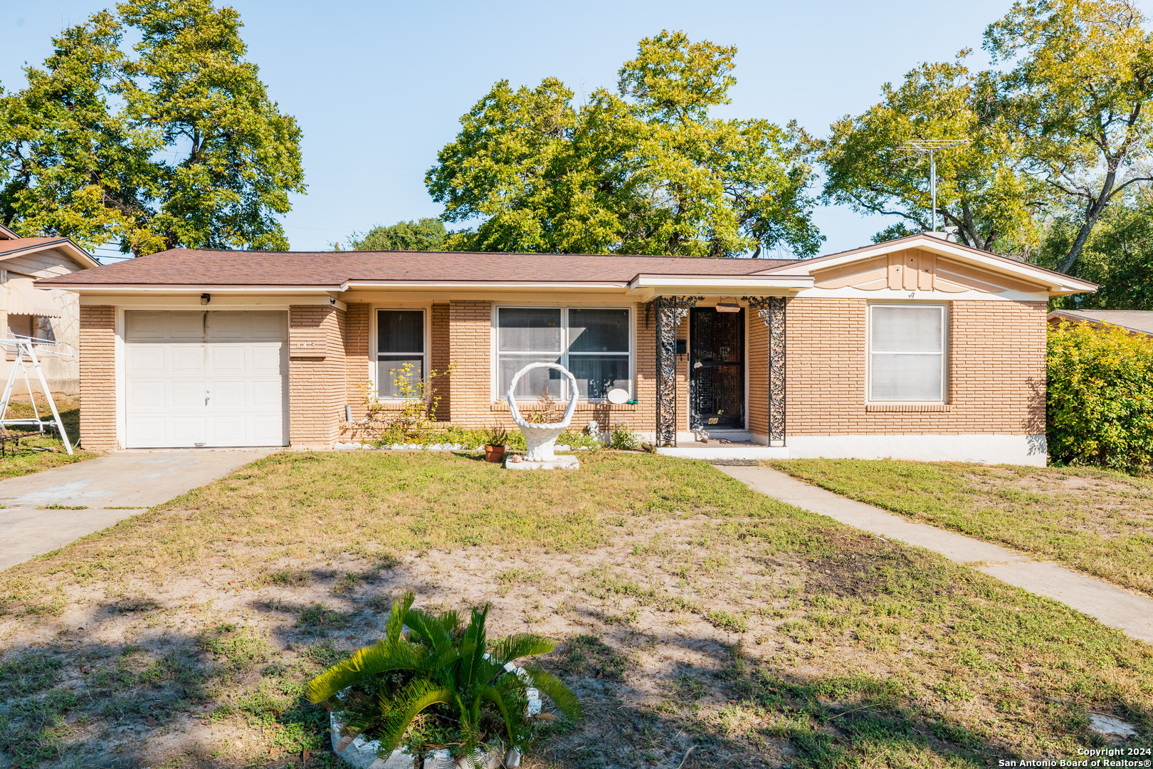 Property Photo:  443 Future Dr  TX 78213 