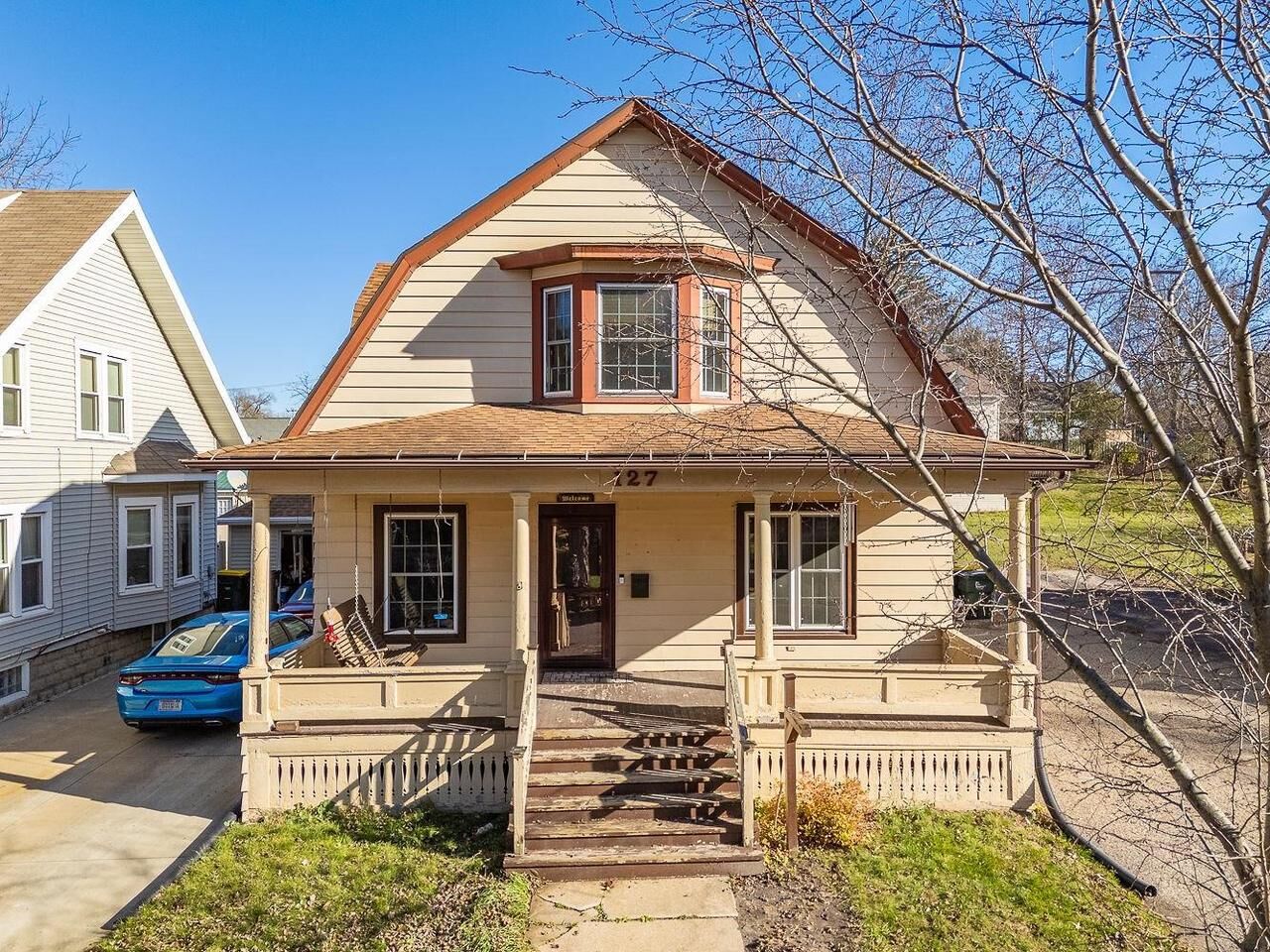 Property Photo:  127 South Willow Street  WI 53959 