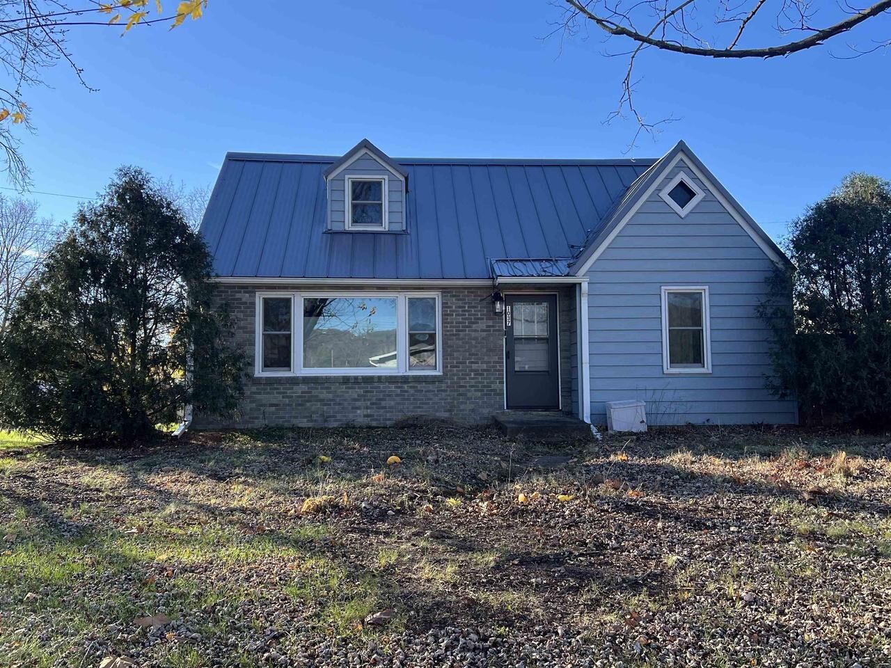 Property Photo:  1037 South 11th Street  WI 53821 