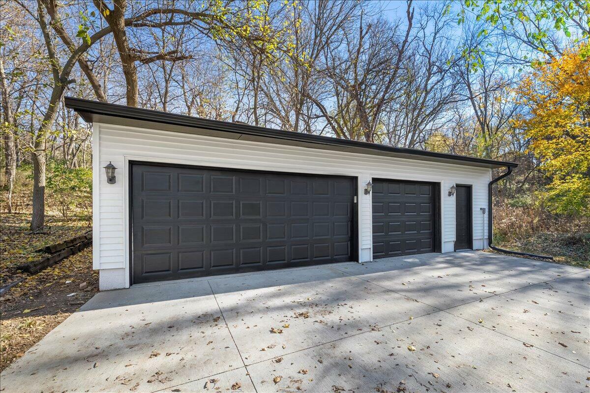 Property Photo:  445 Midland Drive  IA 51503 