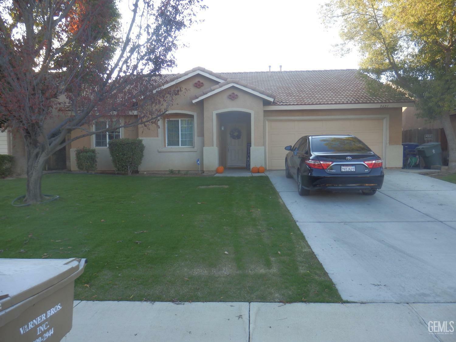 5421 Coastal Wind Street  Bakersfield CA 93312 photo