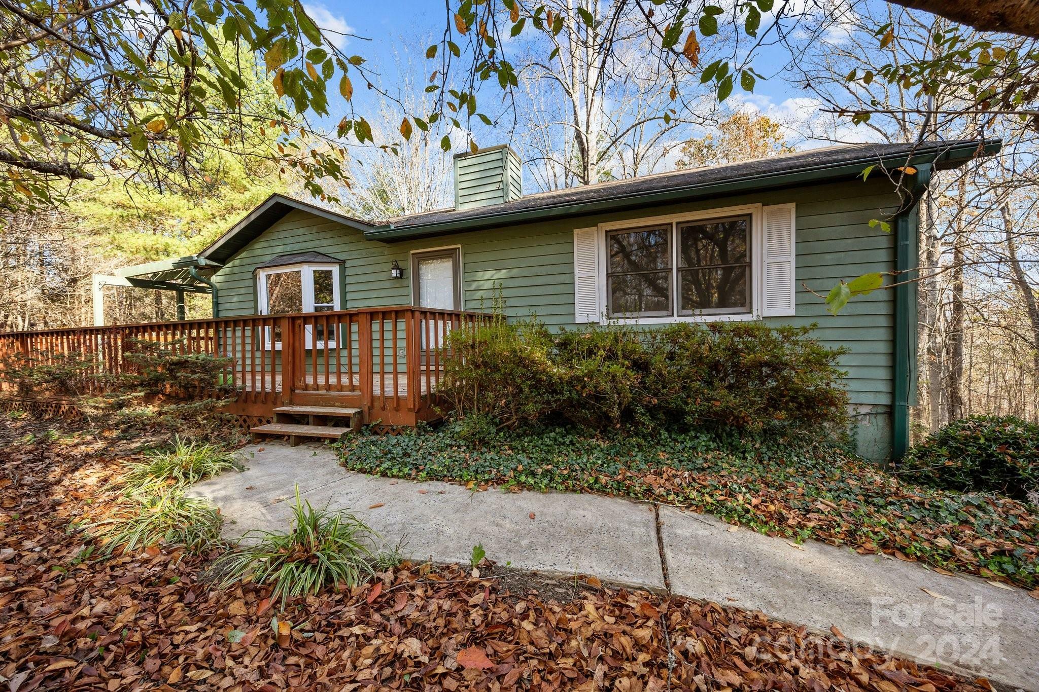 Property Photo:  148 Pinecrest Drive  NC 28701 