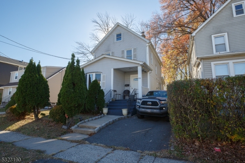 Property Photo: 1120 Thompson Ave NJ 07203