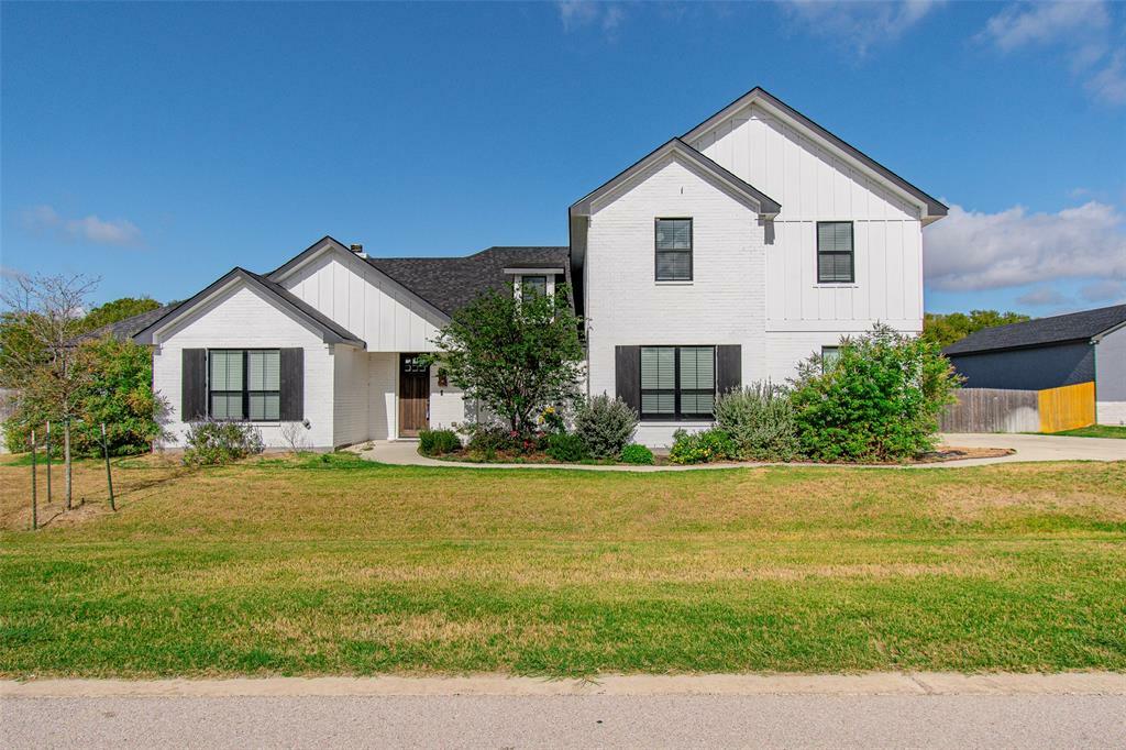 Property Photo:  13504 Acqua Drive  TX 76504 