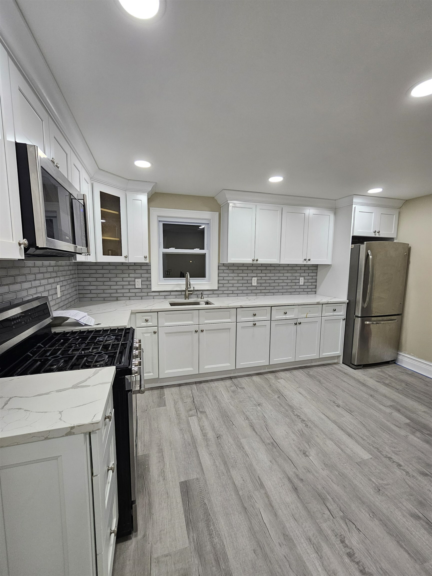 Property Photo:  88 Speer Ave 2  NJ 07013 