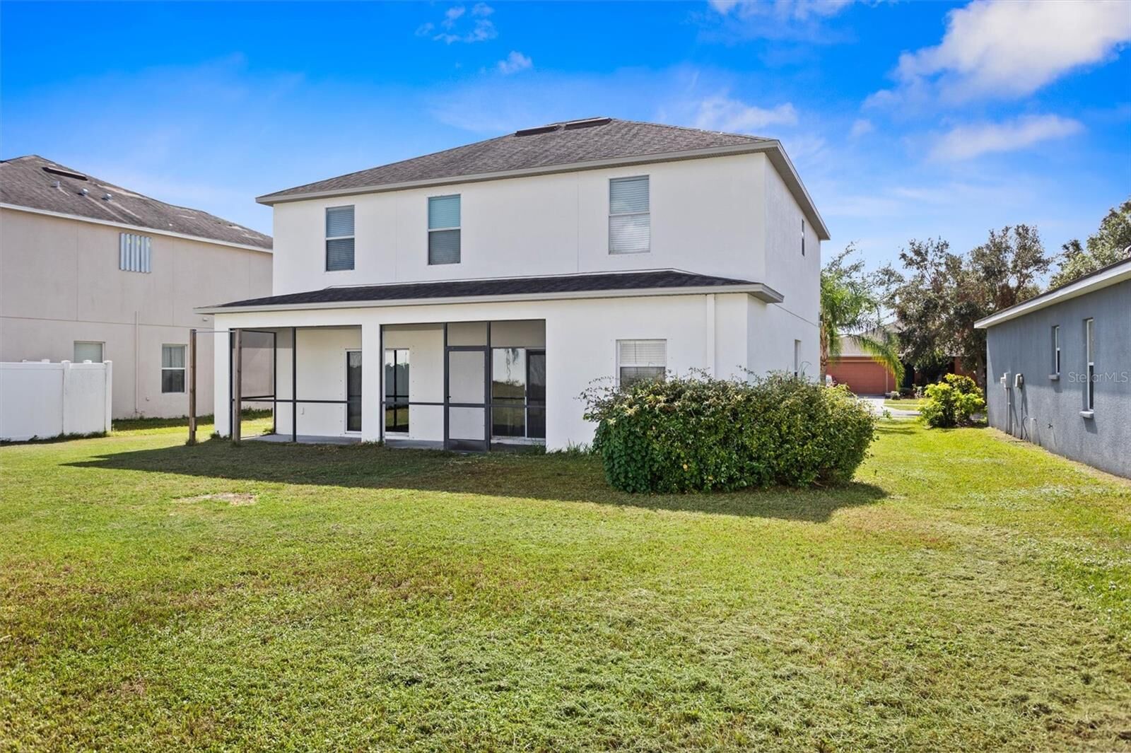 Property Photo: 10836 Standing Stone Drive FL 33598