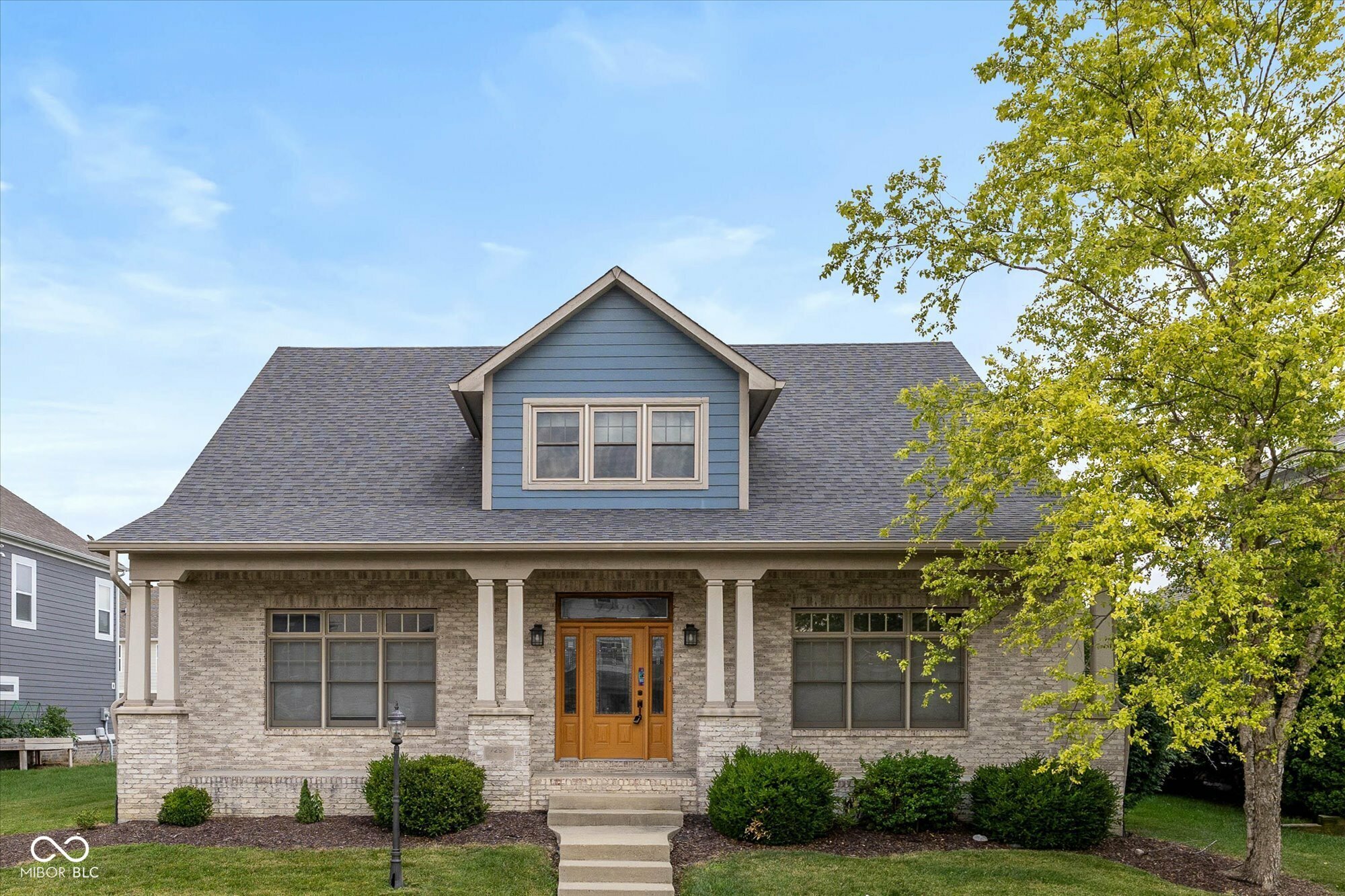 Property Photo: 7290 Lockford Walk N IN 46123