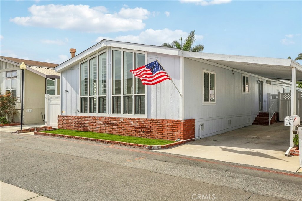 20701 Beach Boulevard 36  Huntington Beach CA 92648 photo