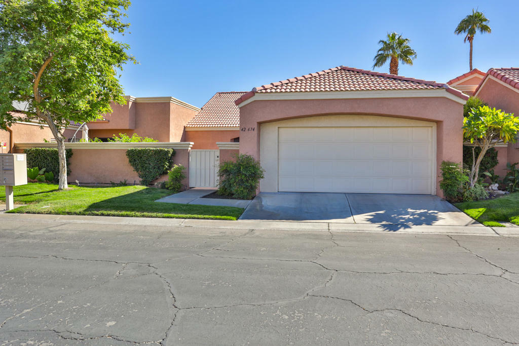 42674 Liolios Drive  Palm Desert CA 92211 photo