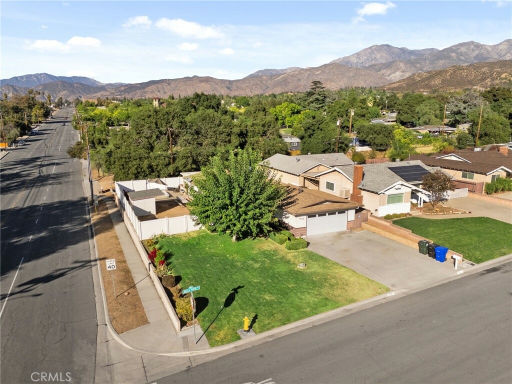 Property Photo:  35116 Bella Vista Drive  CA 92399 