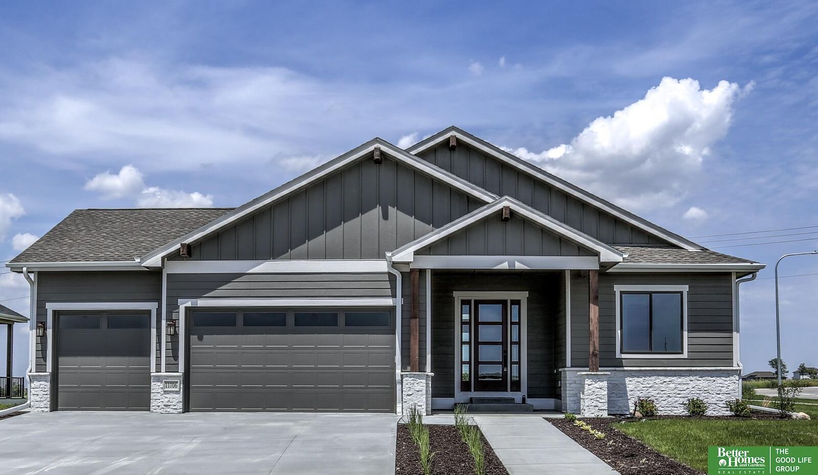 Property Photo:  11706 Port Royal Drive  NE 68046 