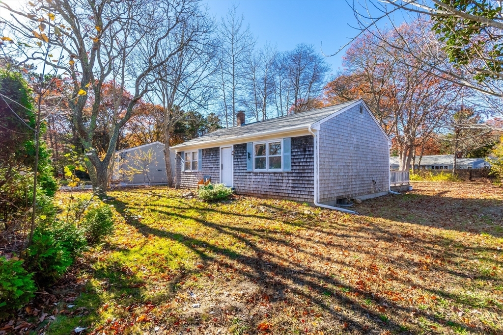 Property Photo:  487 Lincoln Rd Ext  MA 02601 