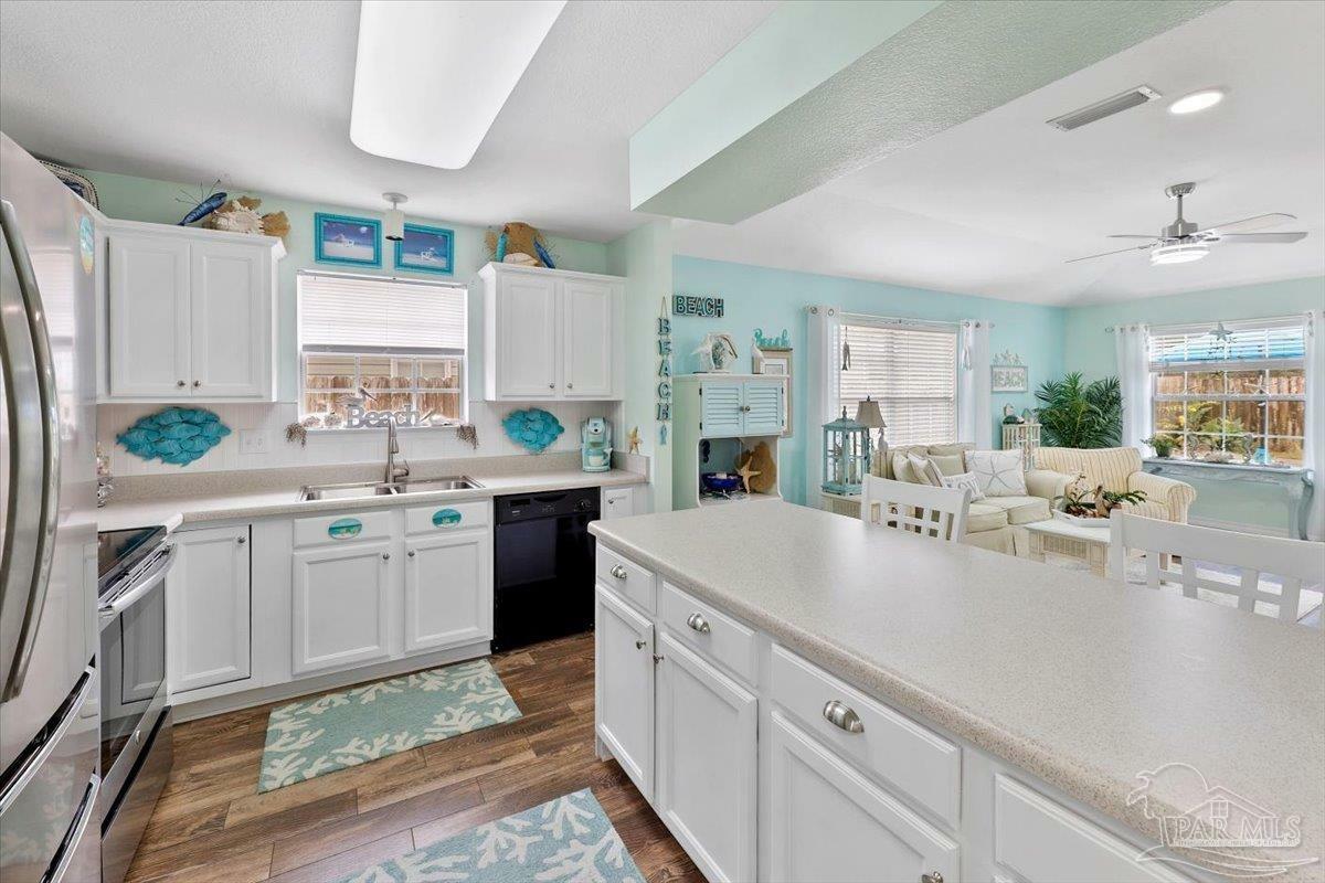 Property Photo:  5433 Fawn Ridge Dr  FL 32563 