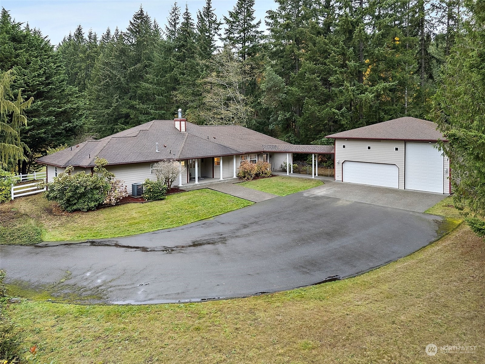 Property Photo:  11040  Courtney Lane NE  WA 98370 